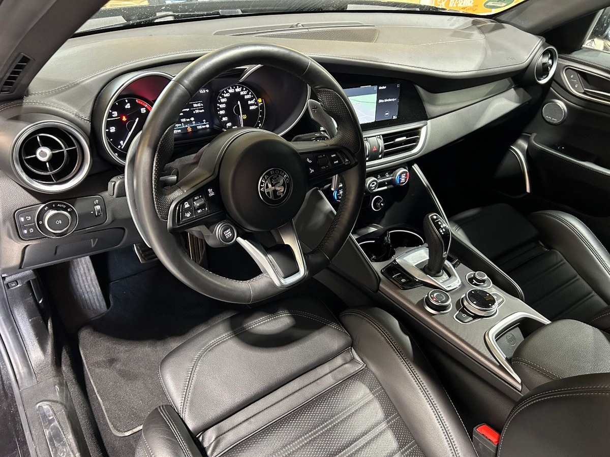 Alfa Romeo Giulia 2.2 JTD 210ch Veloce Q4 AT8