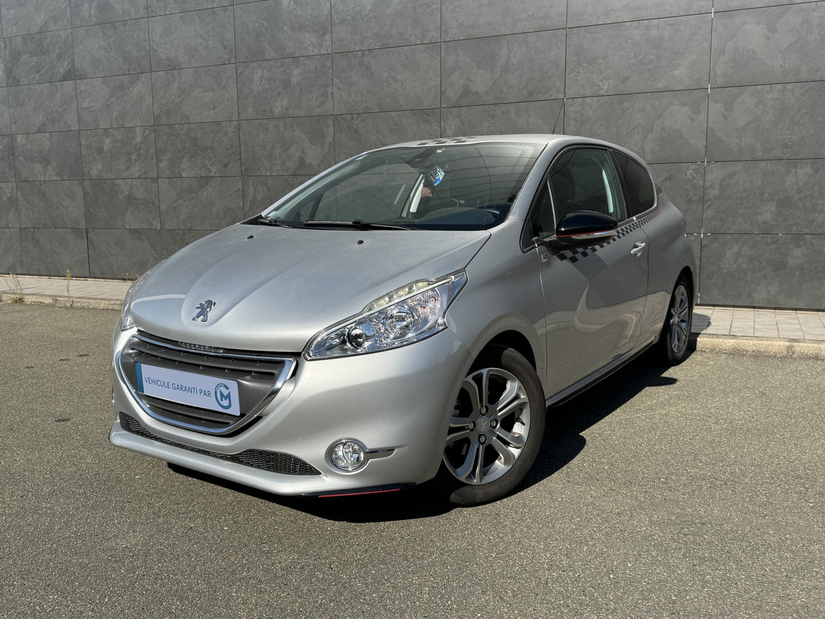 Peugeot 208 GENERATION-I 1.2 VTI 80 LIGNE-S / 8000 kilométrag