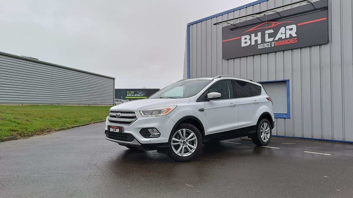 Image: Ford Kuga 2.0 TDCI 150 S&S 4X2 TITANIUM *CAMERA *CARPLAY *DISTRIBUTION NEUVE