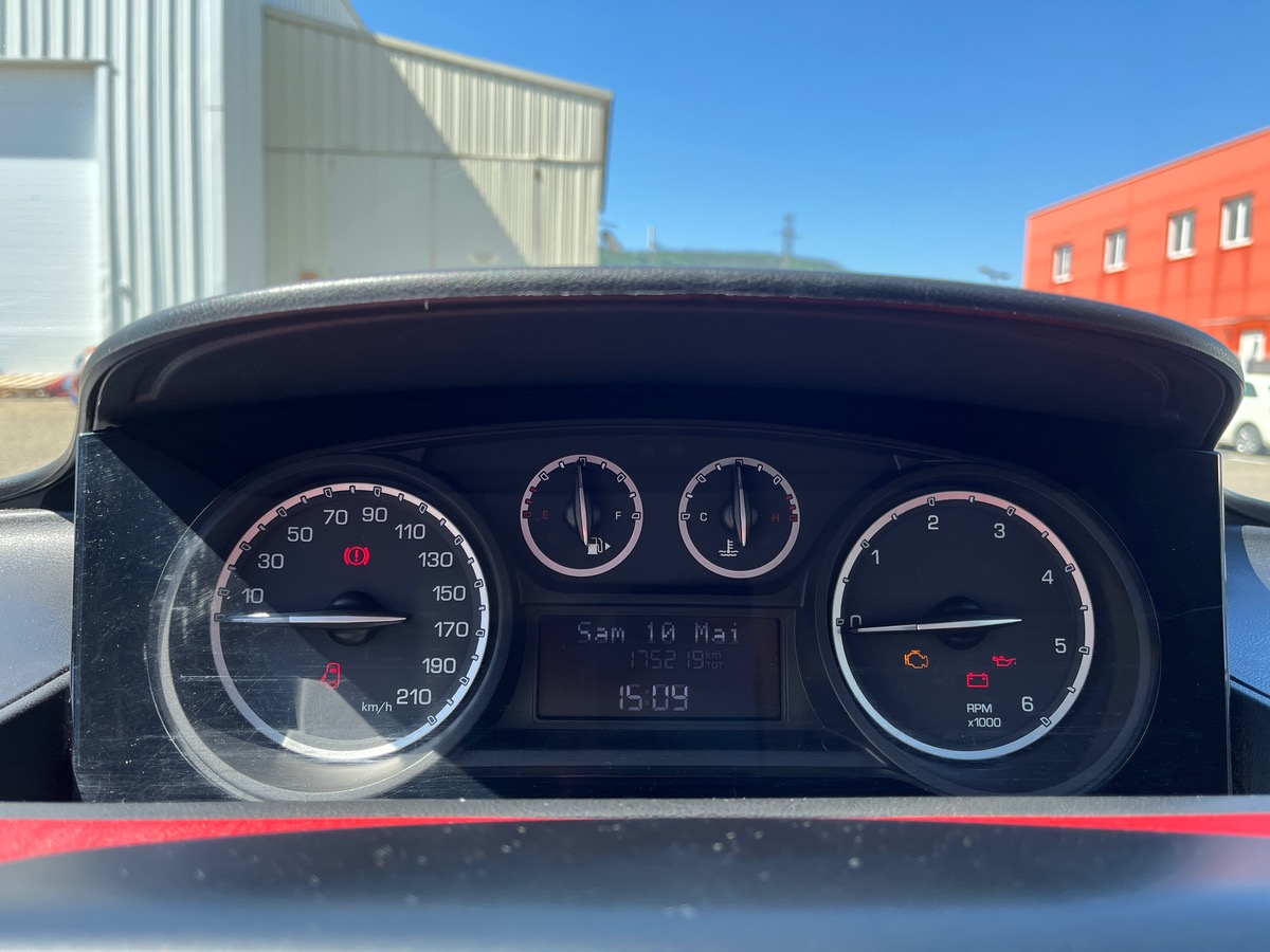 Lancia Ypsilon III 1.3 MULTIJET 95 BLACK&RED 5P