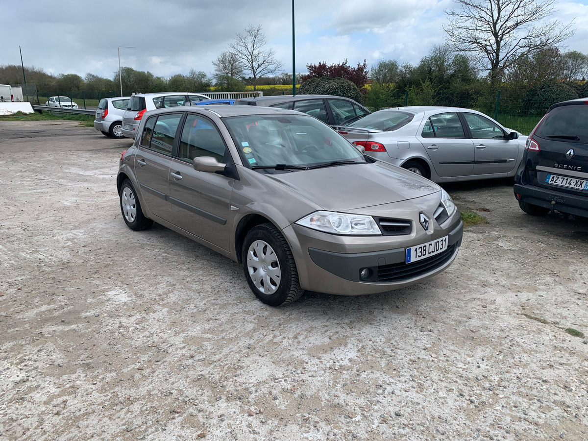 RENAULT Megane 1.5 dci 141753KM