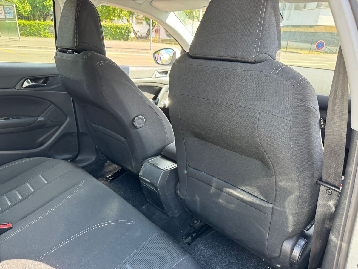 Peugeot 308 PHASE II 1.6 HDI 115 ALLURE