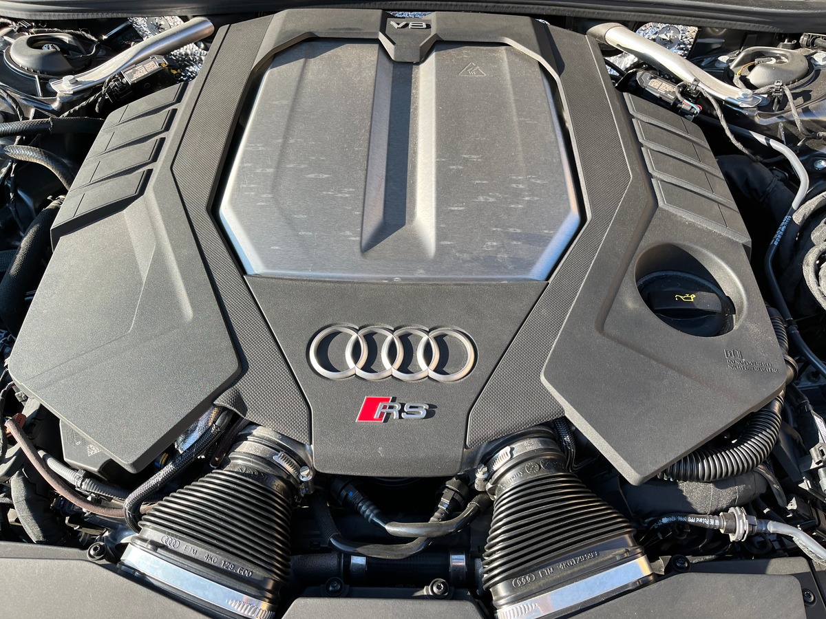 Audi RS6 AUDI RS6 AVANT