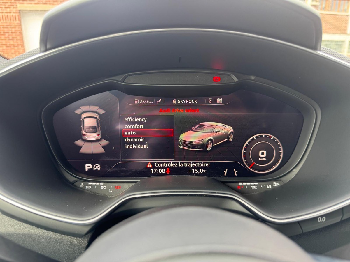 Audi TTS 2.0 TFSi Quattro S-Tronic