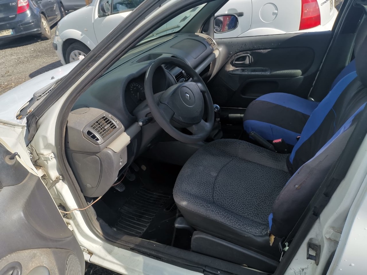 RENAULT Clio 1.5 dci