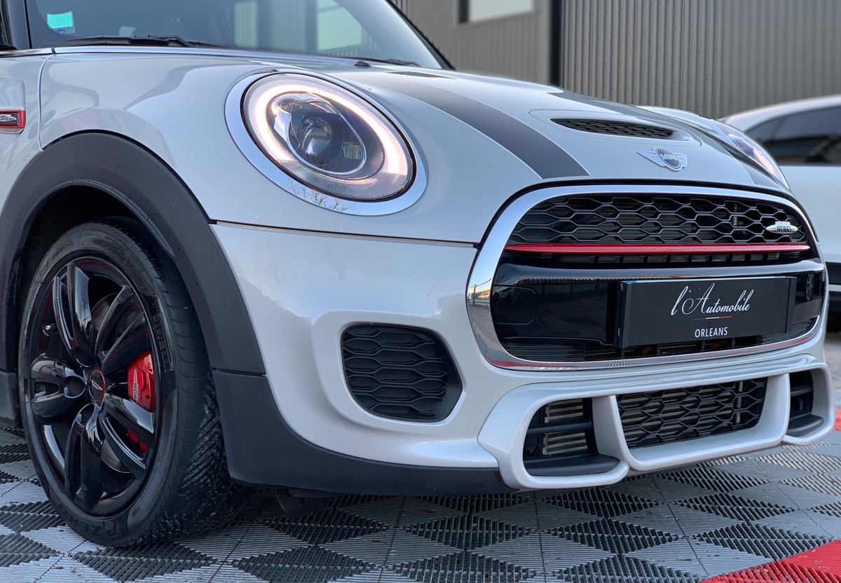 Mini Mini 3 JCW 231 JOHN COOPER WORKS BVA 3P