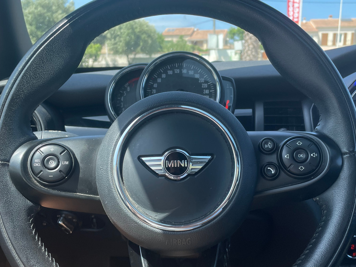Mini Cooper Blackfriars 136ch F56