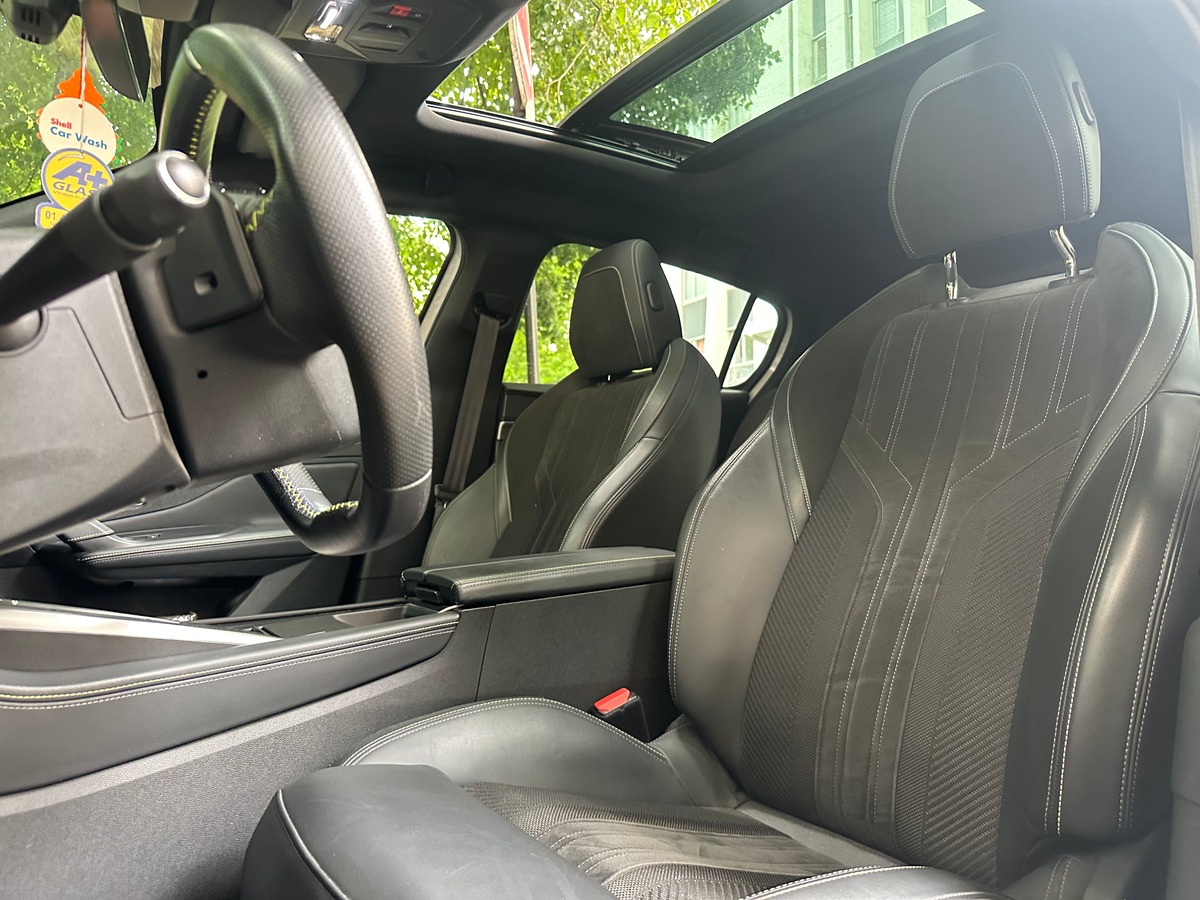 Peugeot 308 GT Pack EAT8 130ch Toit Ouvrrant