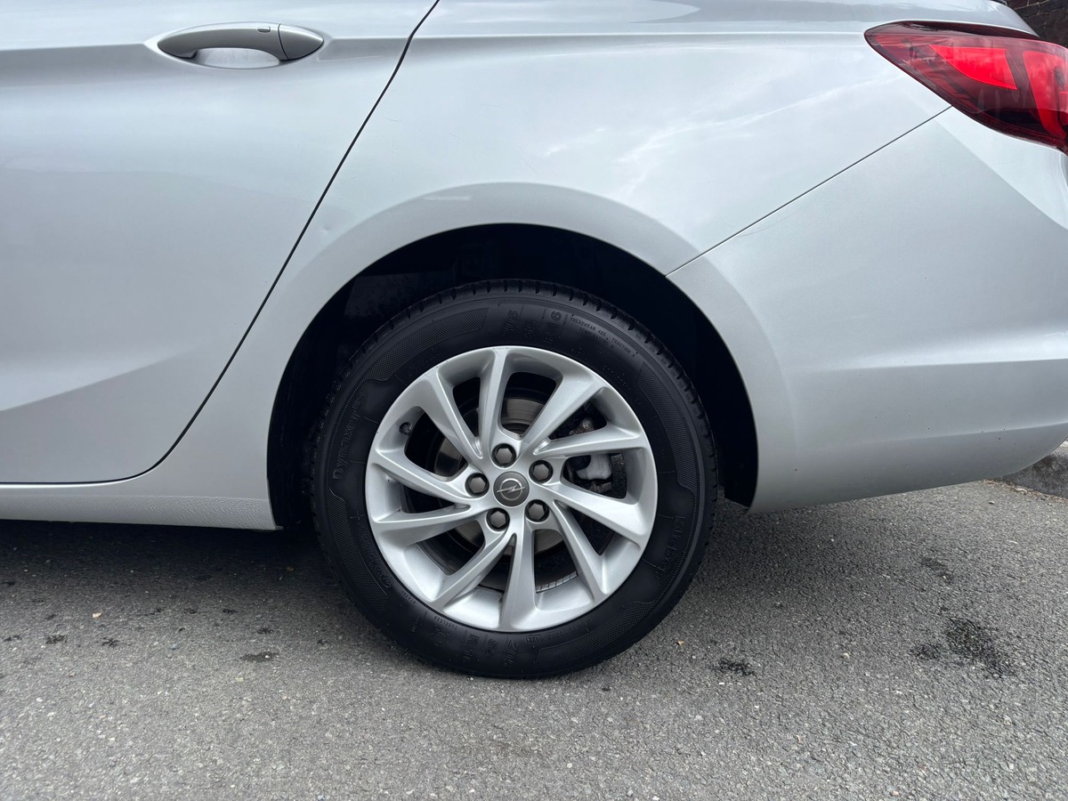 Opel Astra 1.4 SIDI 150CH TURBO INNOVATION BVA