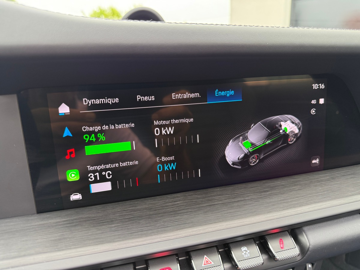 Porsche 911 TYPE 992 PHASE 2 CARRERA 4 GTS 541 CH / TVA / 3746 KMS / FRANCAISE