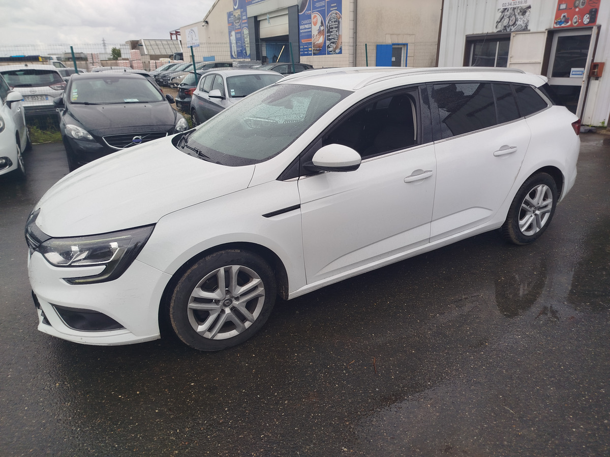 RENAULT Megane iv dci ESTATE BUSINESS + Kit distribution neuf