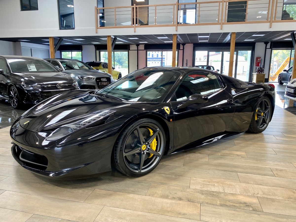 Ferrari 458 Spider ITALIA V8 570 Carbone LED