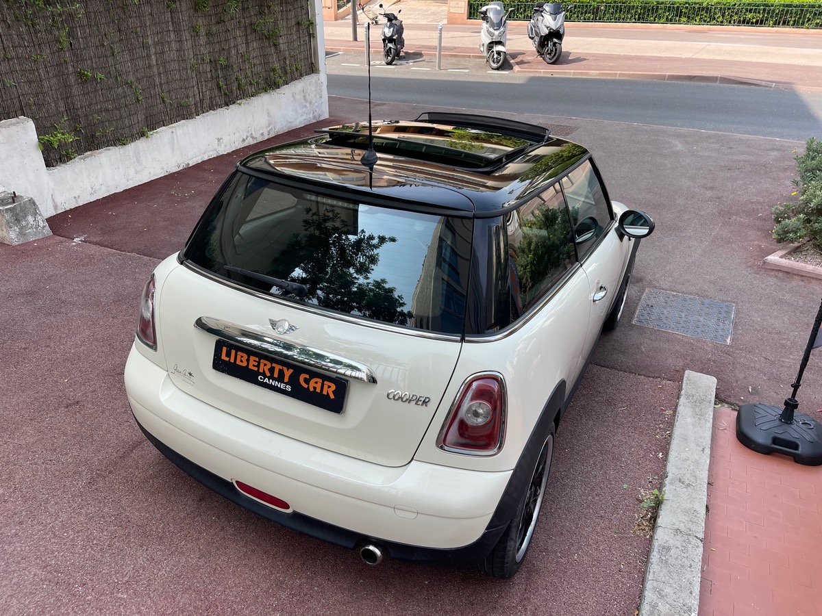 Mini Mini Cooper 1.6 i 122 cv Boîte auto / Toit Ouvrant / Clim / Jantes Sport