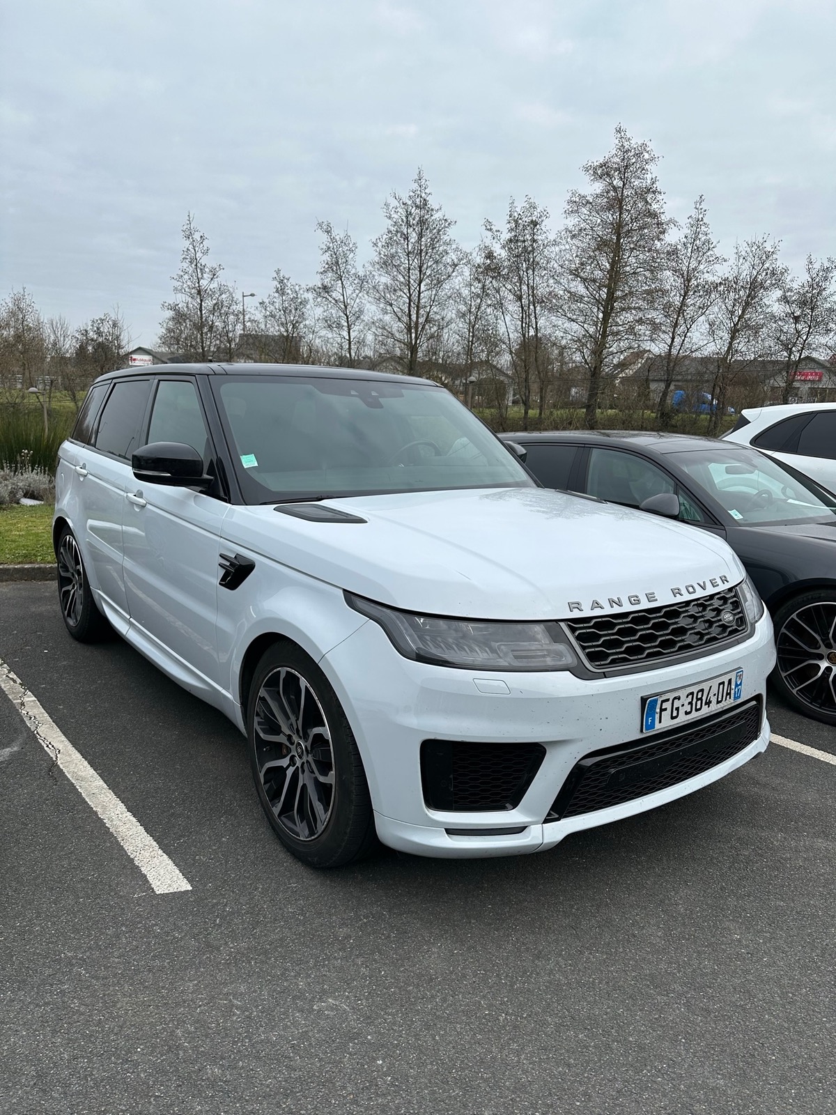 Land-Rover Range Rover SPORT P400E HSE DYNAMIC