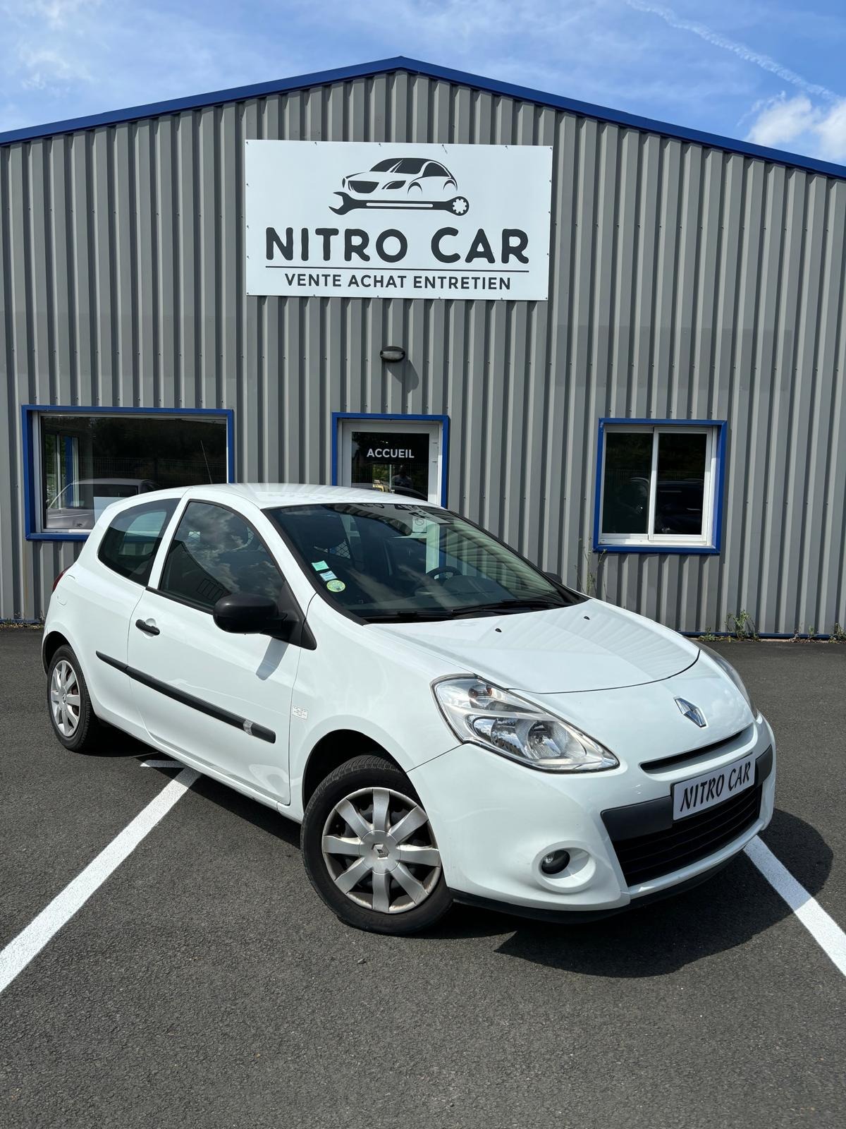 RENAULT Clio III 1.5 dCi 75 ch
