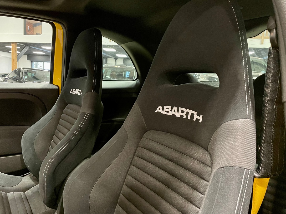 Abarth 500 1.4 Turbo T-Jet 180 595 Competizione