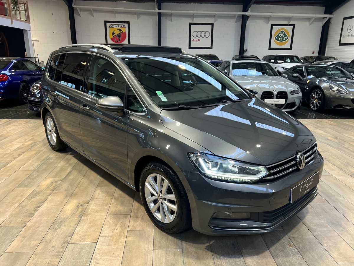 Volkswagen Touran III 2.0 TDI 150 DSG6 HIGHLINE 7 PLACES Attelage + toit pano