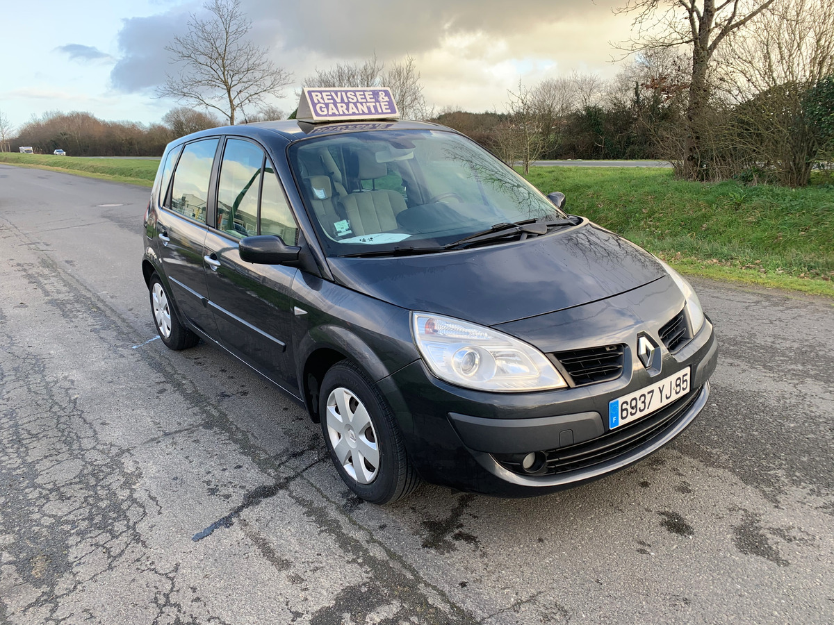 RENAULT Scenic 1.5dci 105ch 82294km LATITUDE