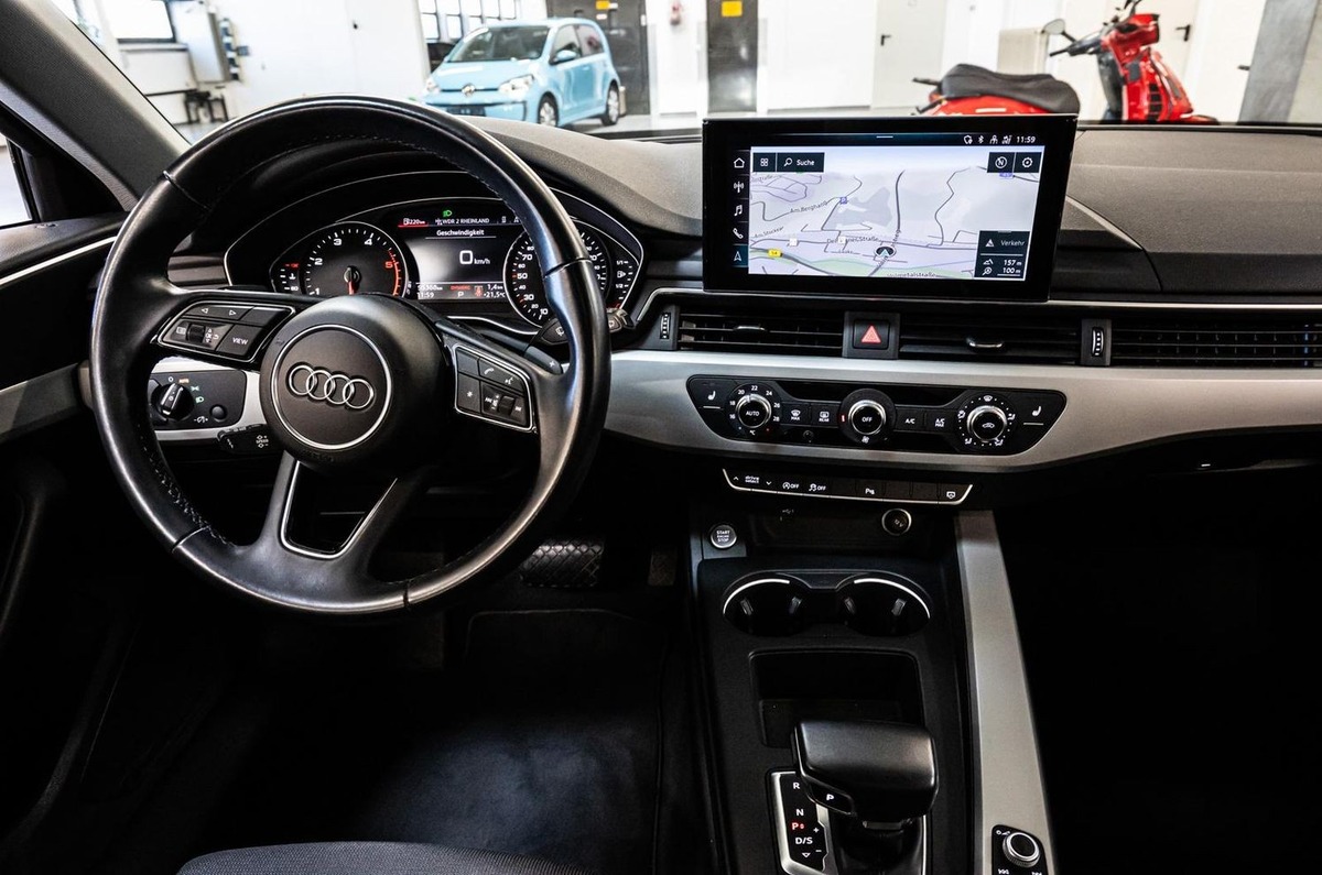 Audi A4 Avant V 40 TDI 204ch Advanced S tronic 7