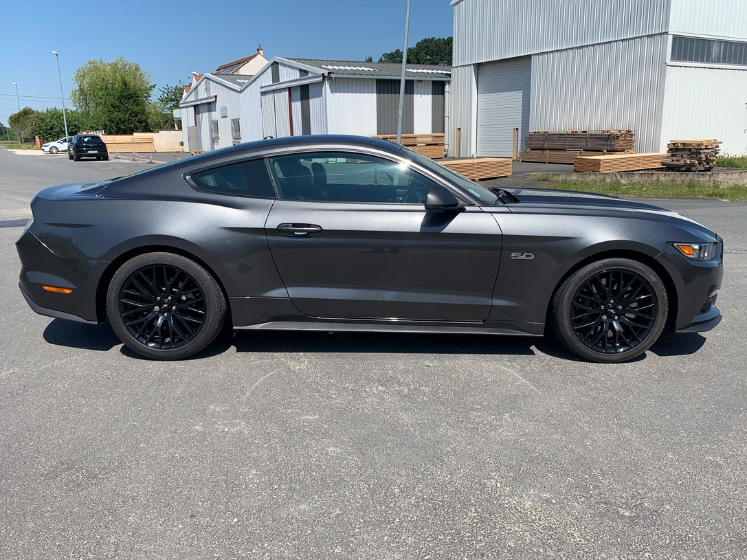 Ford Mustang Fastback 5.0 V8 421 GT BV6 9950kms G