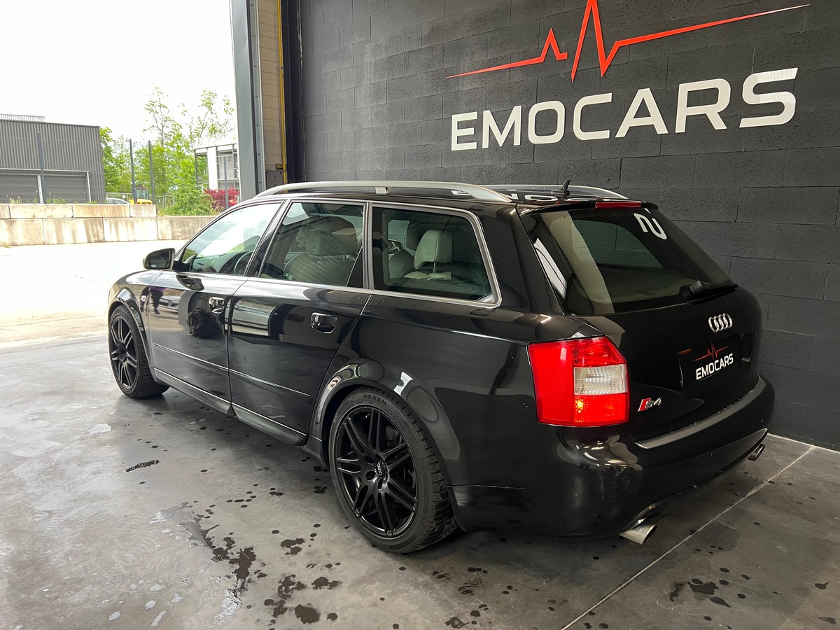 Audi S4 4.2 v8 344cv