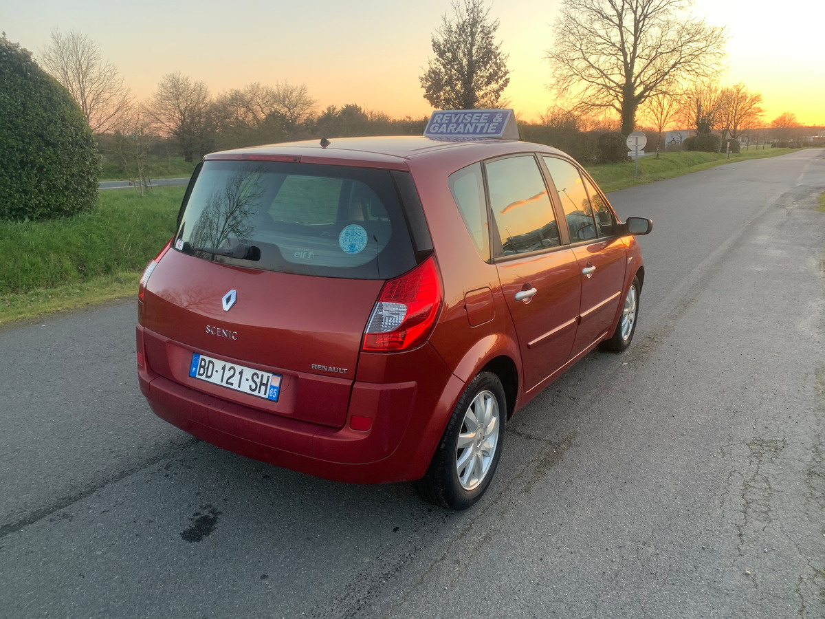 RENAULT Megane scenic II 1.9 dci 130ch 158675km