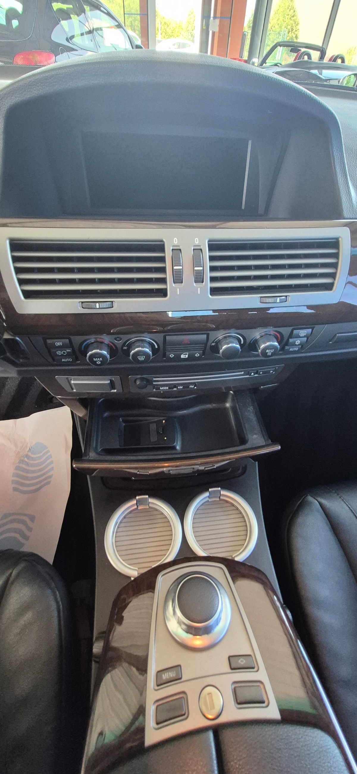 Bmw Série 7 740i 303CV