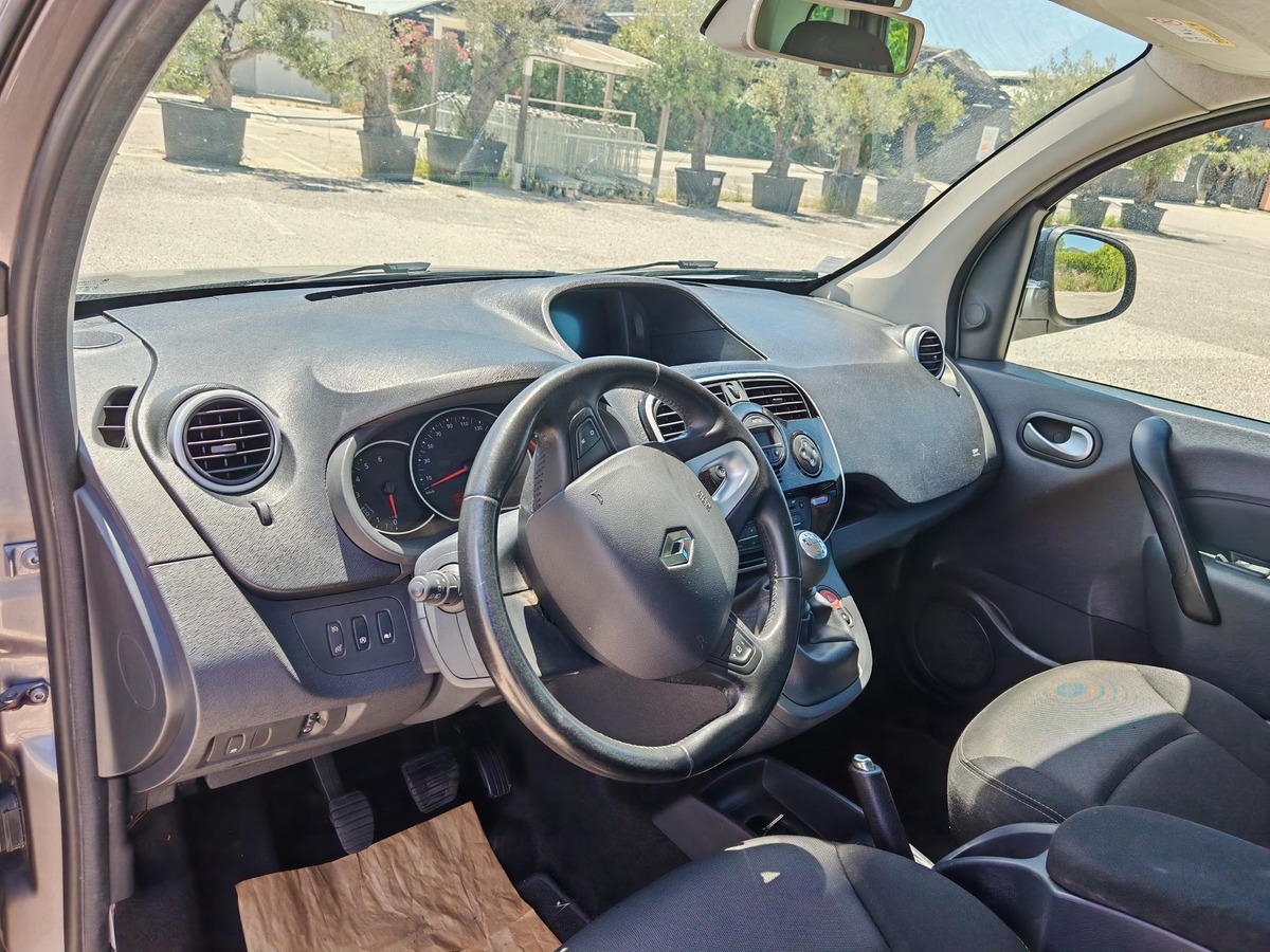 RENAULT Kangoo 1.2 tce intens 114ch