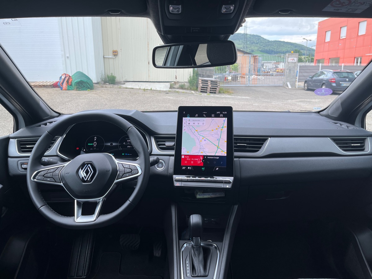 RENAULT Captur TECHNO E-TECH FULL HYBRID 145