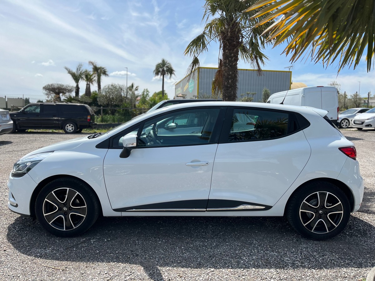 RENAULT Clio IV 1.5 DCI 75 CH