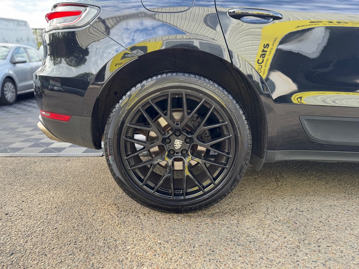 Porsche Macan Phase 2 2.0 PDK 245 cv TOIT OUVRANT - APPLE CARPLAY - CAMERA DE RECUL
