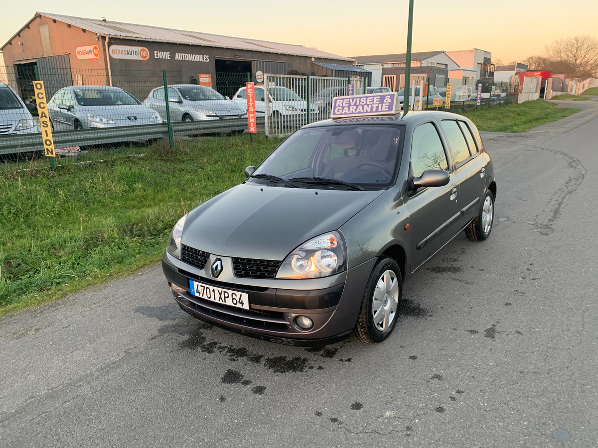 RENAULT Clio 1.5 dci - 65CH PRIVILEGE 152309km