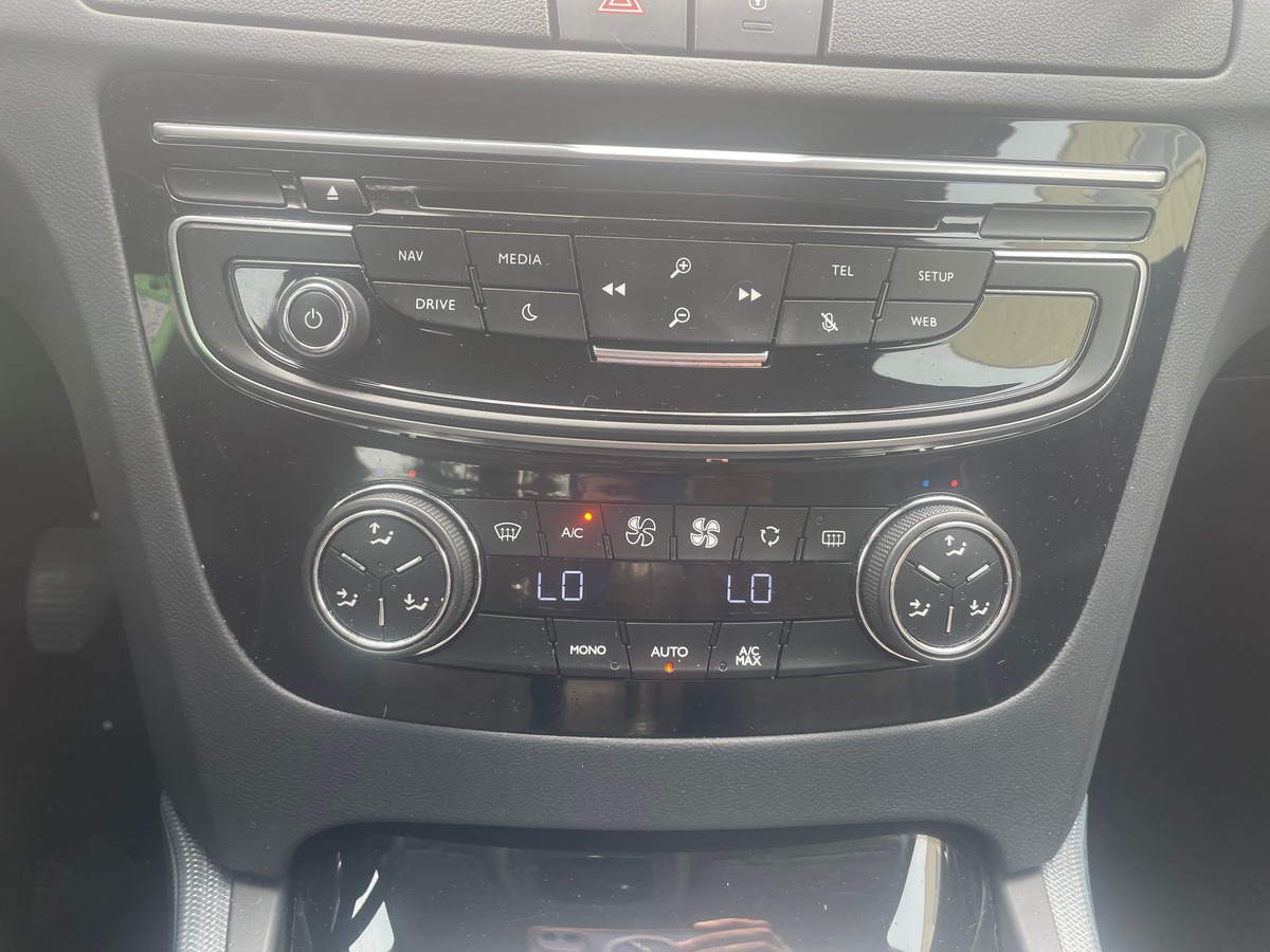 Peugeot 508 2.0 BlueHDi 150cv DISTRIBUTION OK - RADAR DE RECUL - CLIMATISATION AUTOMATIQUE - GPS