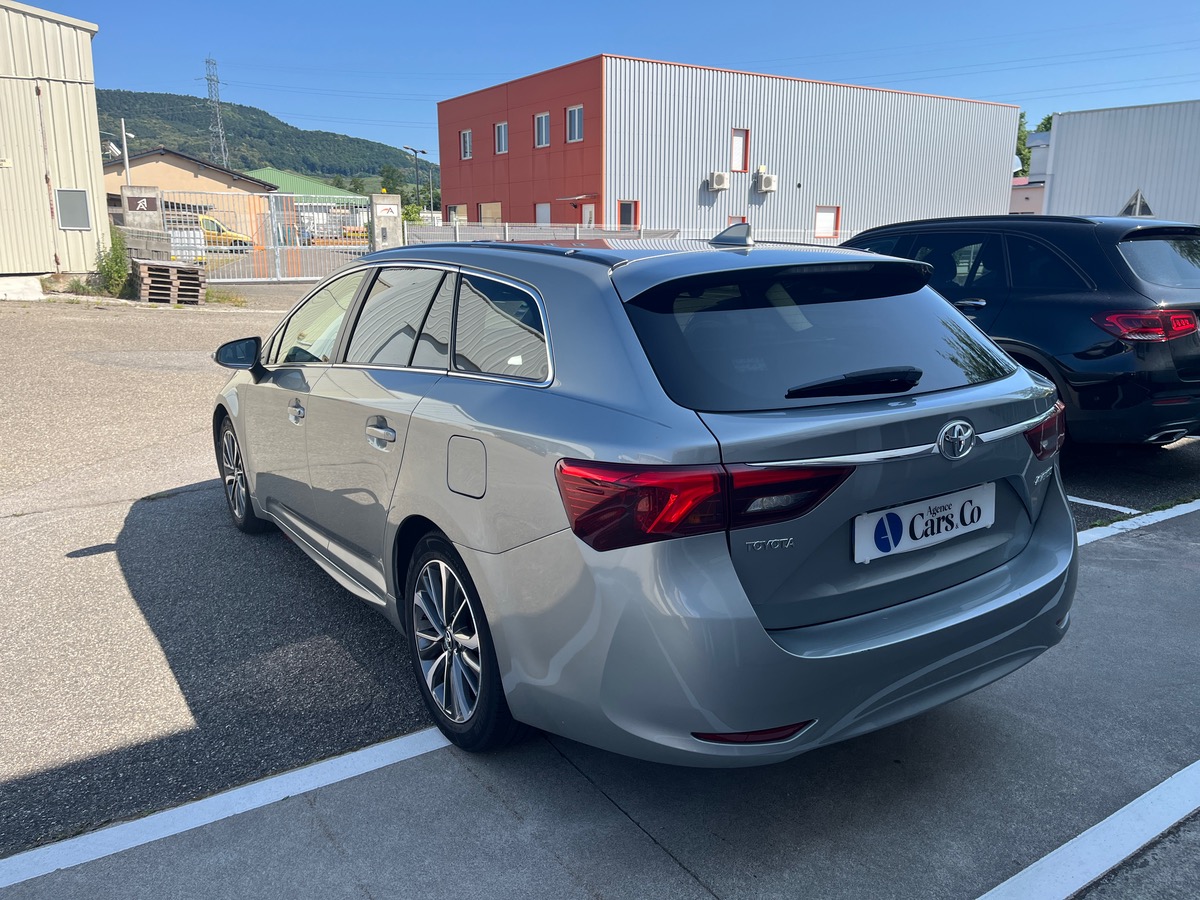 Toyota Avensis Break Touring Sports 2.0L 143cv D-4D, Suivi Complet  TOYOTA, Toit Pano, Sièges chauff