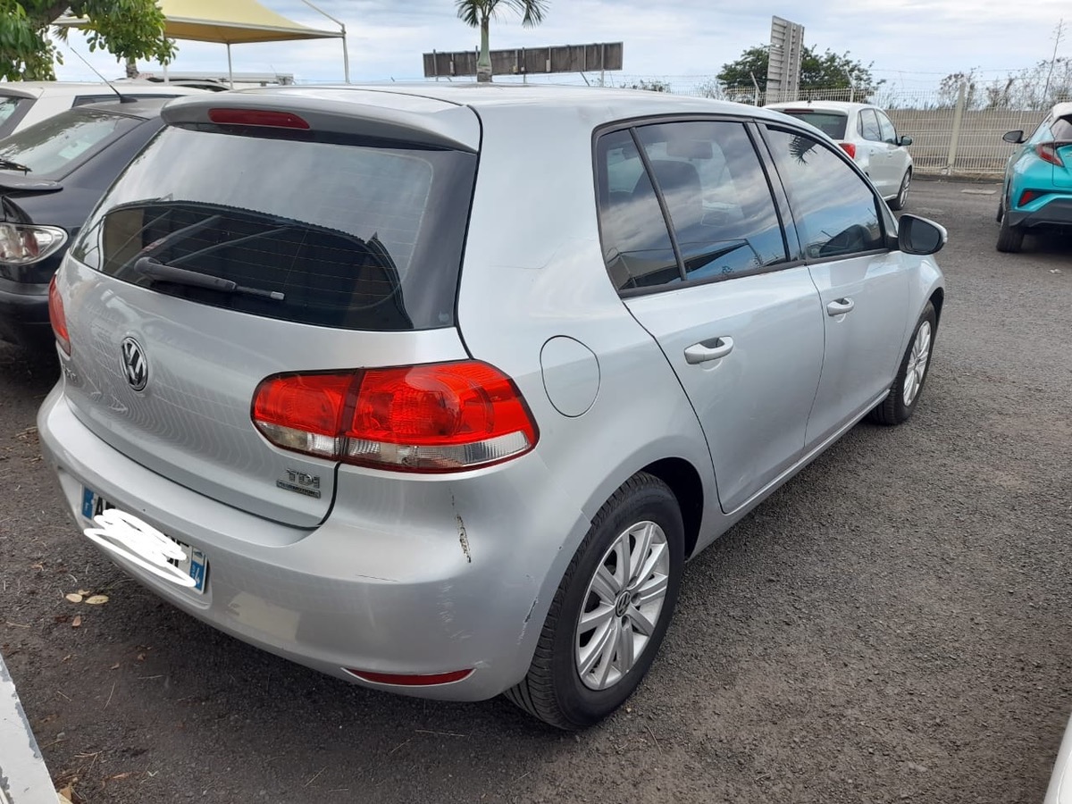 Volkswagen Golf 1.6 16v tdi cr fap bluemotion - 10