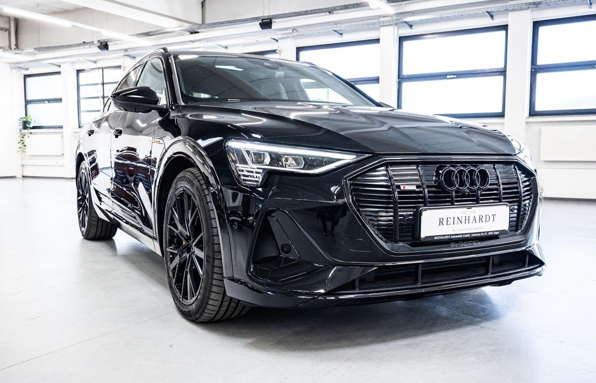 Audi e-tron Sportback 55 408ch S Line e-quattro Pack Black Edition