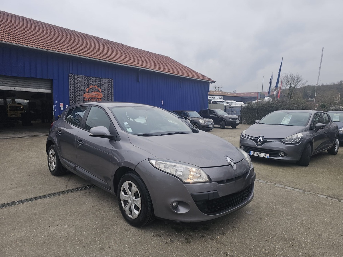 RENAULT Megane III DCI 90 CH FINANCEMENT  EN 4,5,10 FOIS JUSQU'A