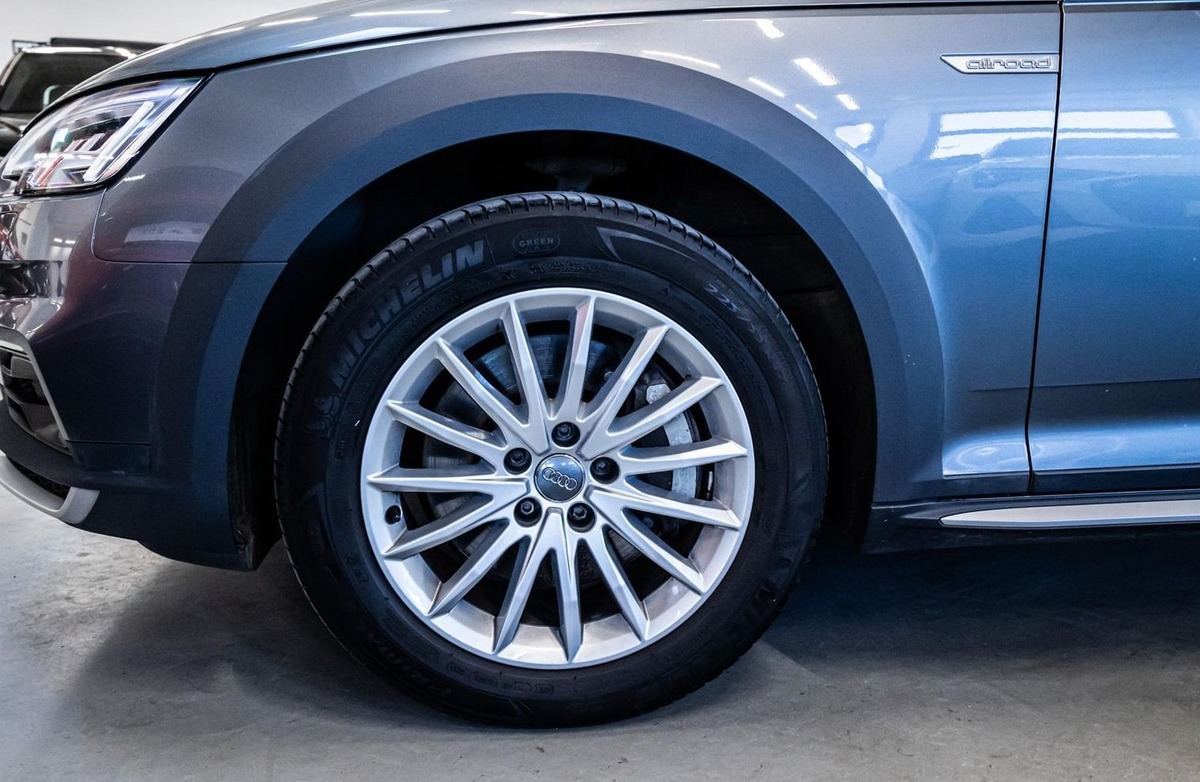 Audi A4 Allroad 45 TFSI 245ch Avus quattro S tronic 7