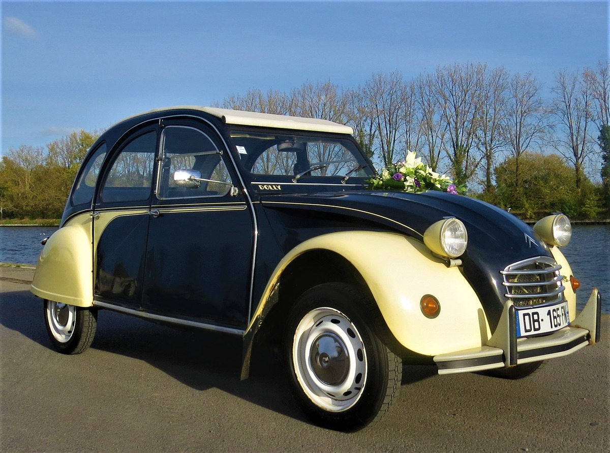 Image: Citroën 2 CV Dolly