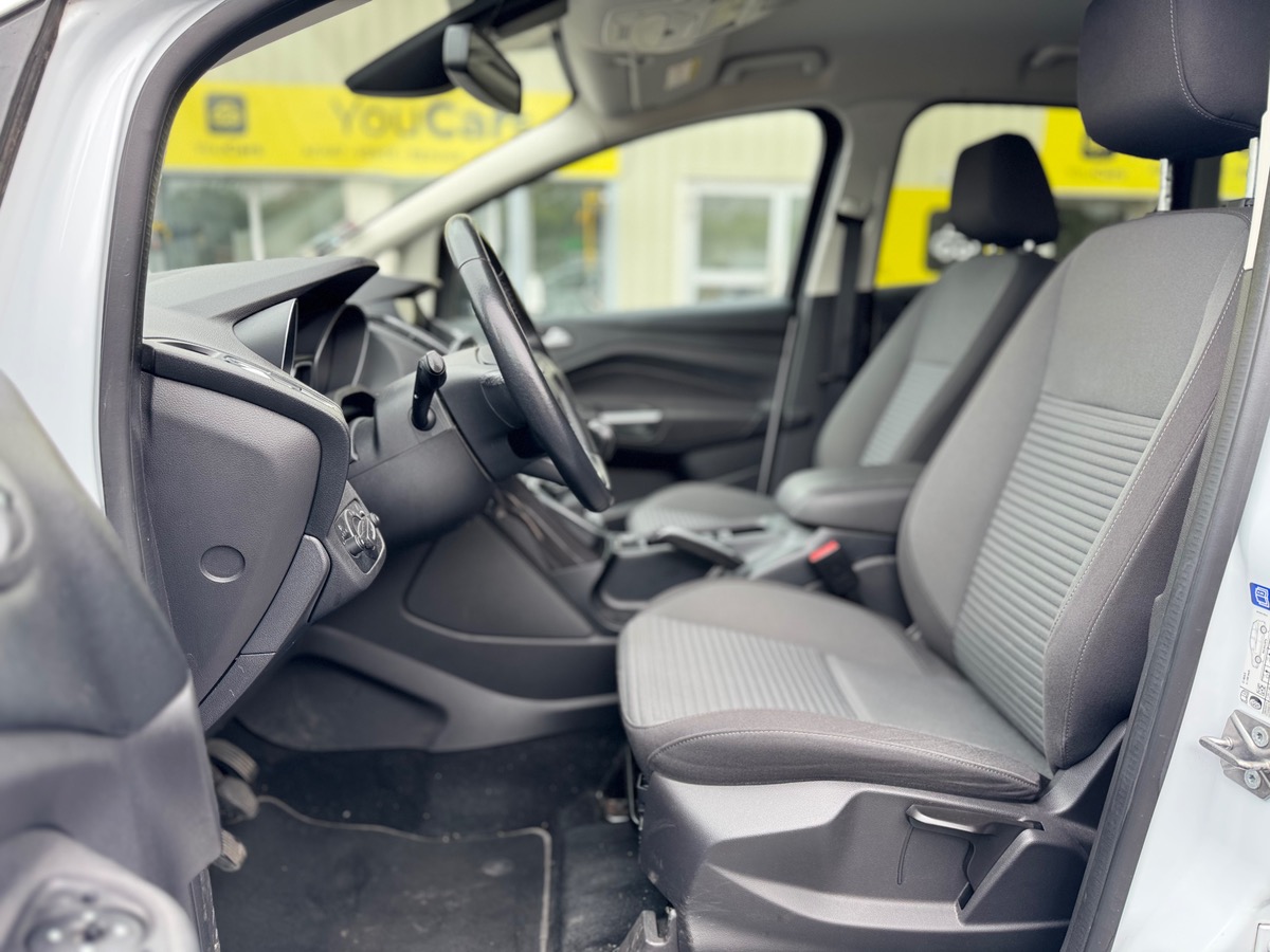 Ford C-max TITANIUM Phase 2 1.0 Ti-VCT 125 cv - 1 ere MAIN - ENTRETIEN FORD - RADAR DE RECUL