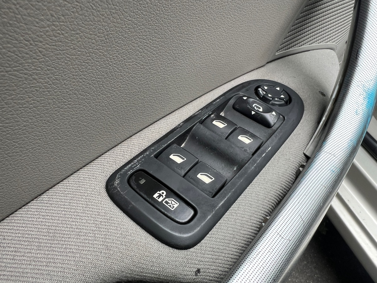 Peugeot 308 Neubauer 1.6 HDI 90 Boite Auto 6