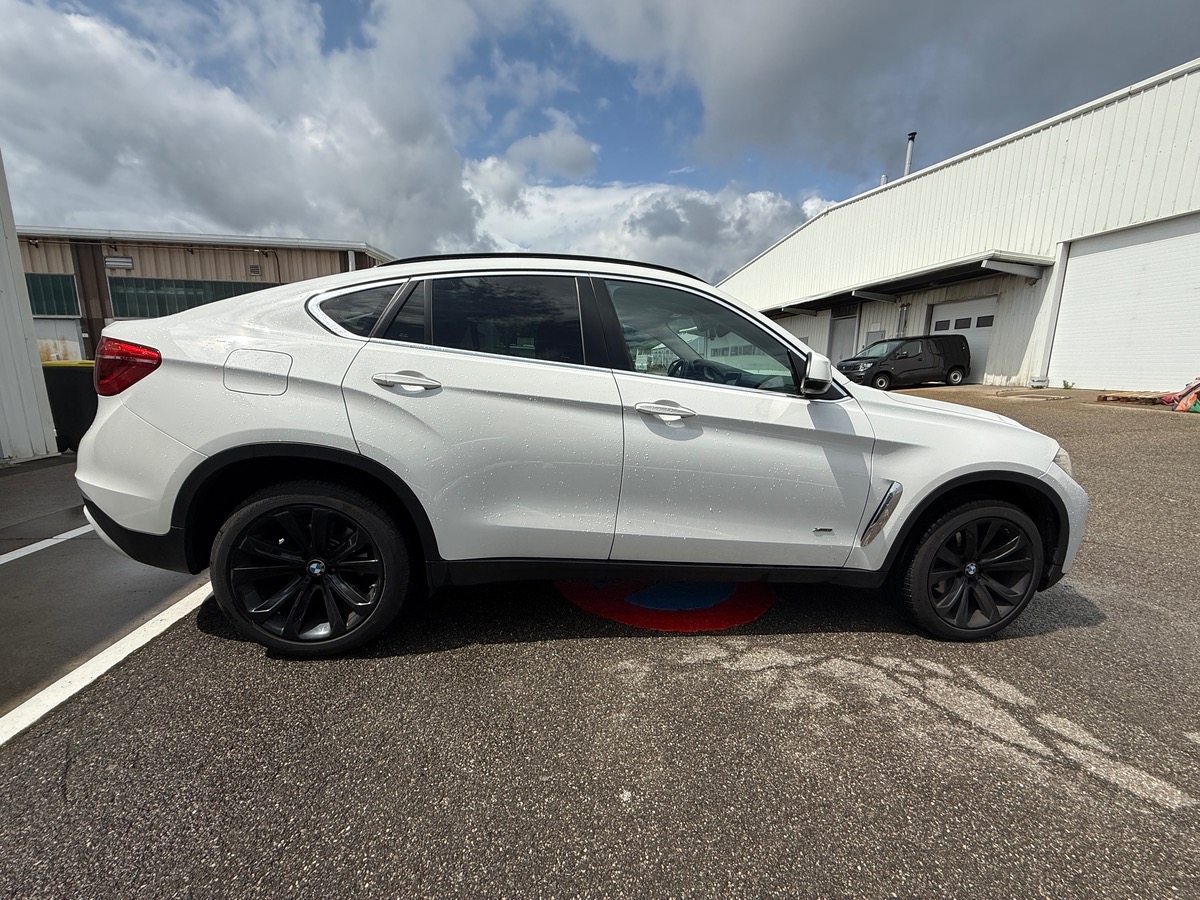 Bmw X6 (F16) 30d xDrive 3.0 d 258 cv Lounge, Sièges électriques chauffants, Suivi BMW