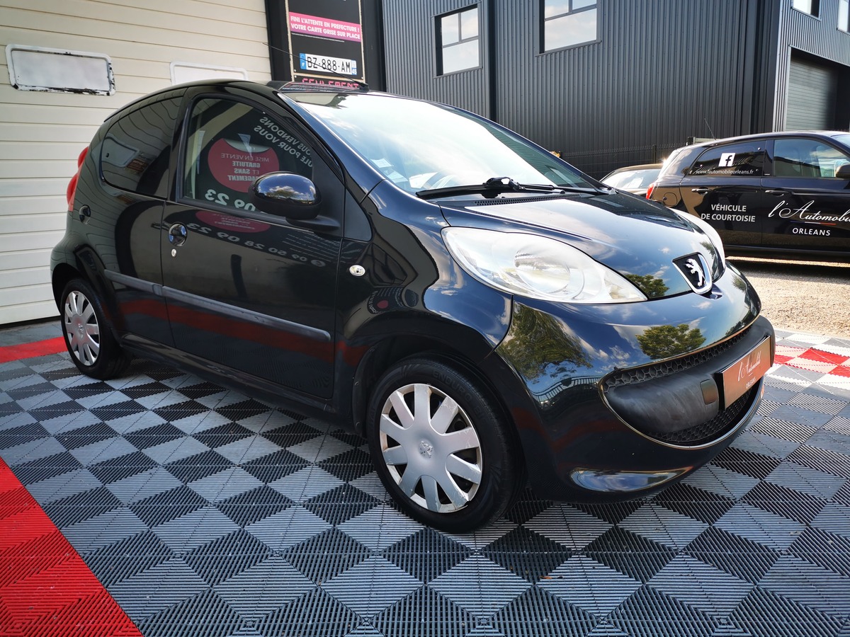 Peugeot 107 1.0 68 TRENDY CLIM 5 portes