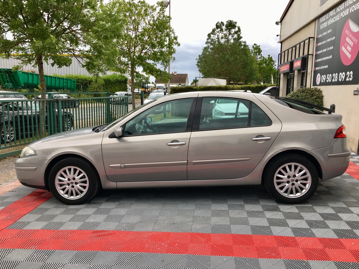 RENAULT Laguna 1.9 130ch LUXE 1e main courroie ok