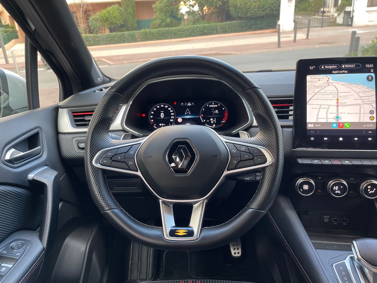 RENAULT Captur TCE Hybrid 160 CV / RS LINE / Boite Auto / CarPlay