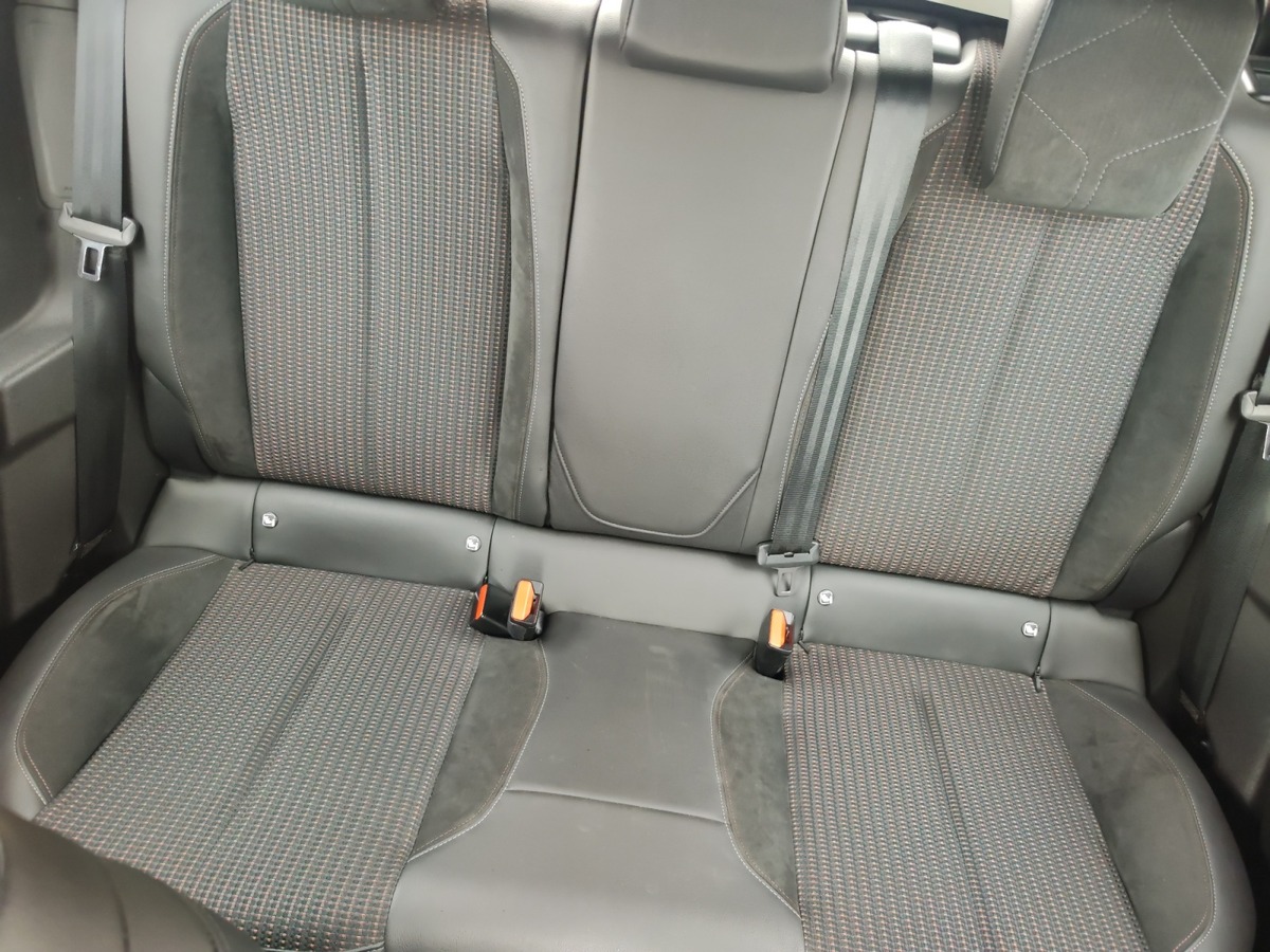DS DS 3 Crossback 100 BVM6 Performance Line