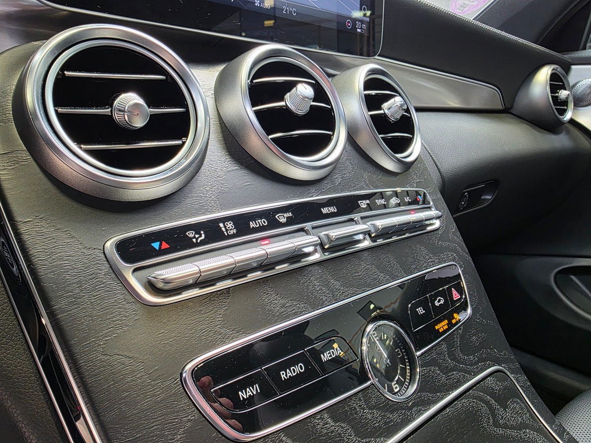 Mercedes-Benz Classe C 200 COUPE PHASE 2 AMG LINE 184 // TOIT OUVRANT / BURMESTER