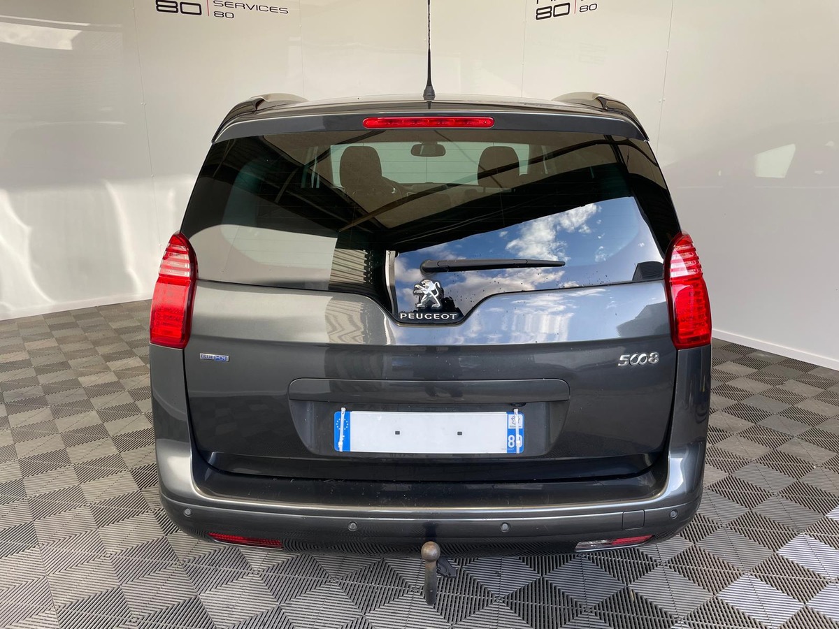 Peugeot 5008 1.6 BLUE-HDI 115 7 PLACES ALLURE