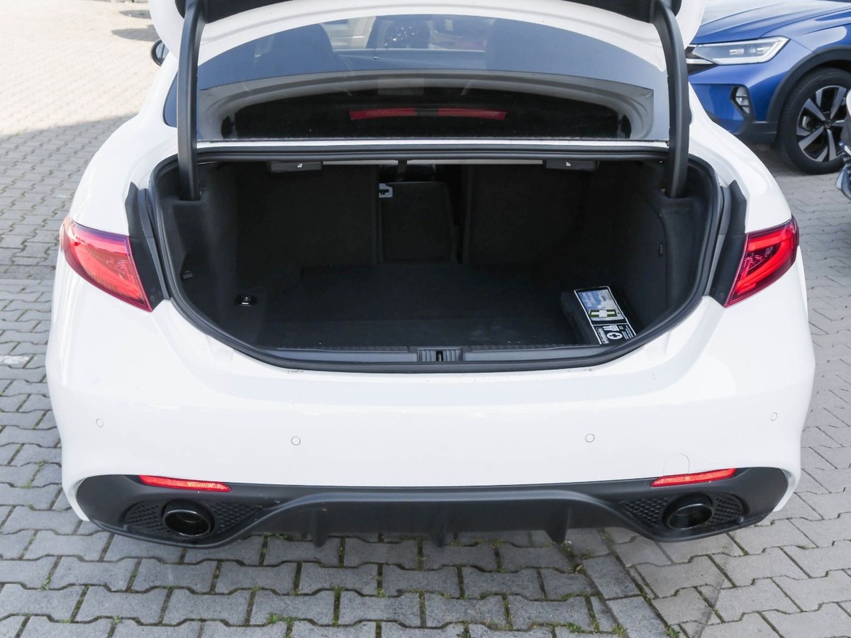 Alfa Romeo Giulia 2.0 TB 280ch Veloce Q4 AT8 Toit ouvrant Harman-Kardon
