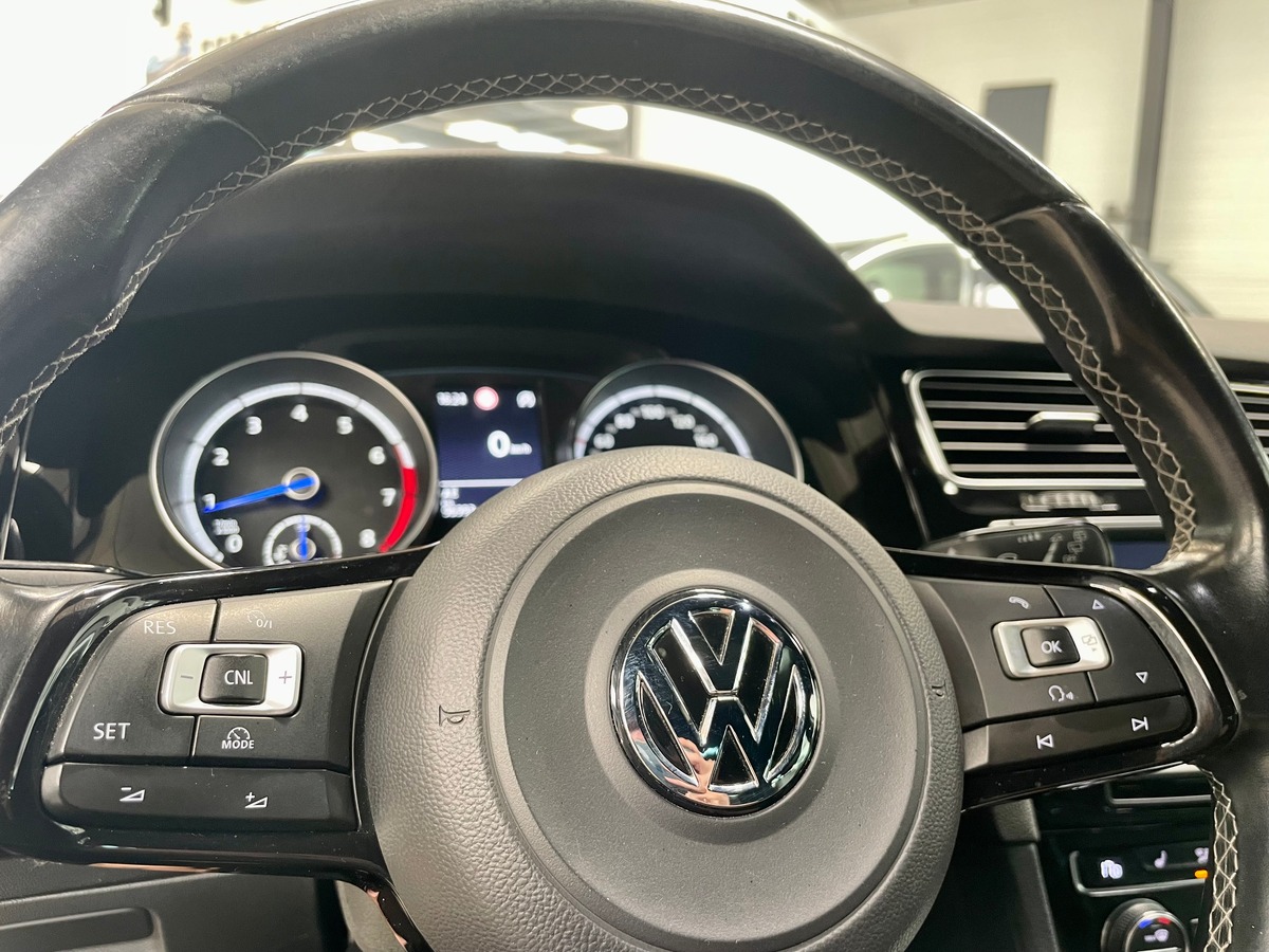 Volkswagen Golf 7 R 4Motion 2.0 TSi 300 Ethanol f